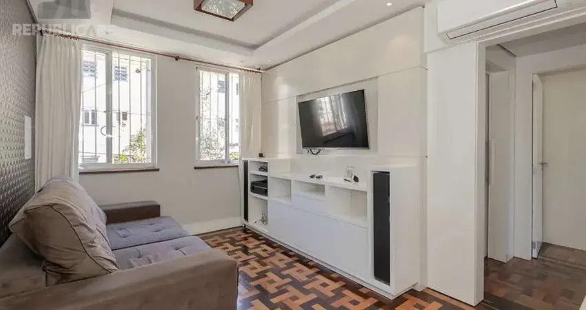 Apartamento à venda no bairro Rio Branco com 50 m² e 2 dormitórios/quartos.