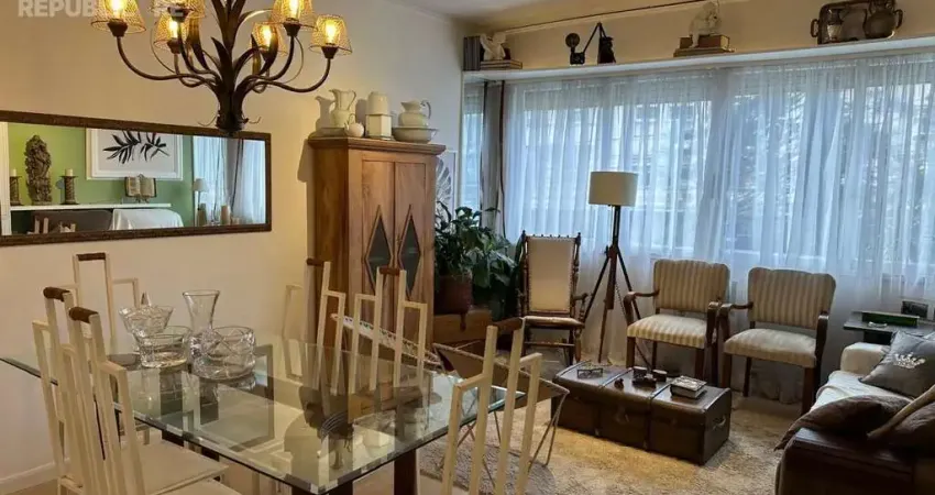 Apartamento à venda no bairro Moinhos de Vento com 114 m² e 3 dormitórios/quartos