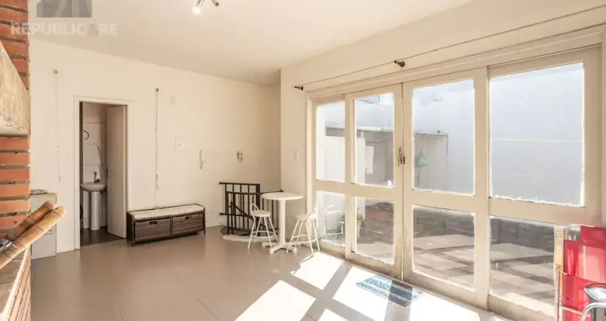 Apartamento cobertura à venda no Cristo Redentor com 1 dormitório e 98 m².