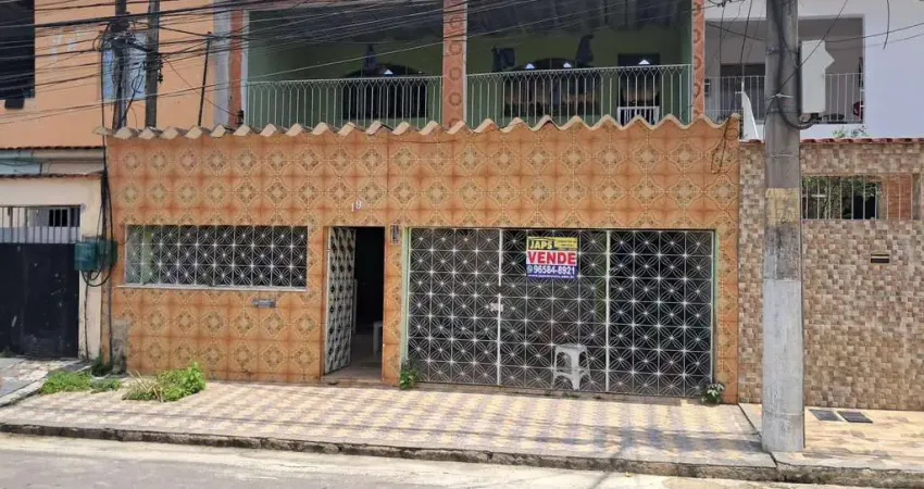 Casa para Venda em Rio de Janeiro, Campo Grande, 2 dormitórios, 1 suíte, 2 banheiros, 1 vaga
