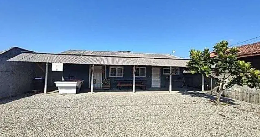Casa com 6 quartos à venda na Rua Costa Rica, Lote 7, Quadra 9, 7, Praia do Ervino, São Francisco do Sul