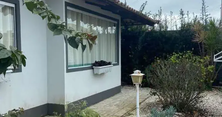 Casa com 3 quartos à venda na Rua Biguá, o, Itacolomi, Balneário Piçarras