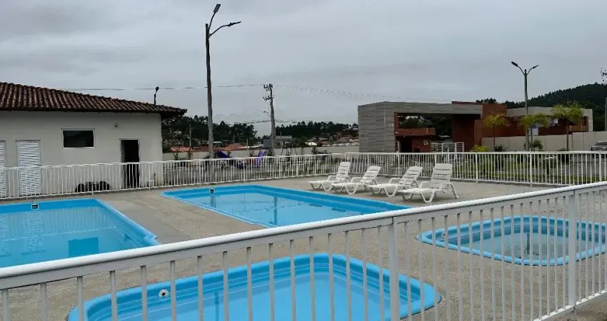 Casa com 2 quartos para alugar no Itinga, Joinville 