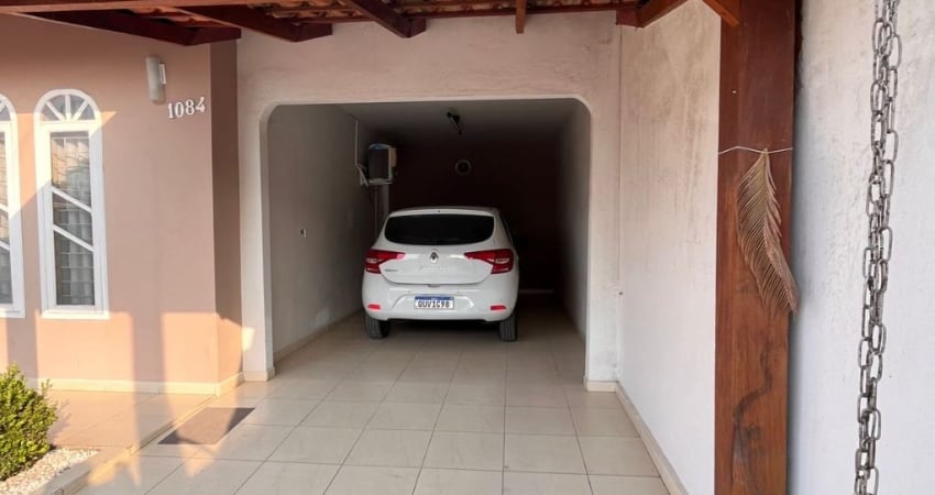 Casa com 2 quartos à venda na Rua Jequié, 1084, Aventureiro, Joinville