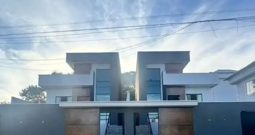 Casa com 3 quartos à venda na Rua 33, Loteamento Extensão do Serramar, Rio das Ostras