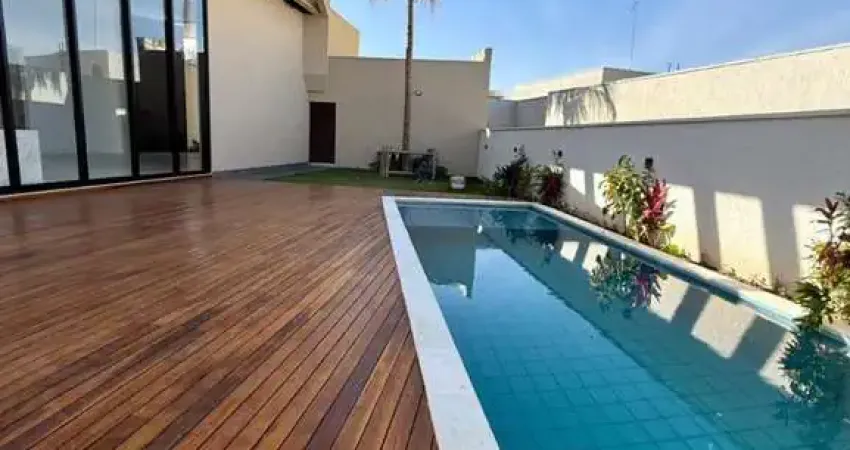 Vendo excelente casa térrea nova , completa em marcenaria , casa toda  inteligente e automatizada no condomínio portal do sol garden golf go.