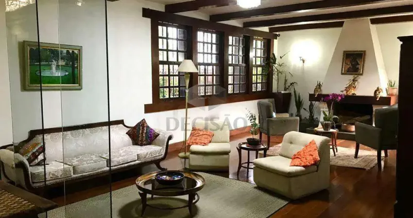 Casa à venda, 4 quartos, 1 suíte, 4 vagas, Mangabeiras - Belo Horizonte/MG