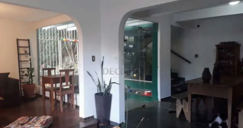 Casa à venda, 5 quartos, 3 suítes, 2 vagas, Santo Antônio - Belo Horizonte/MG