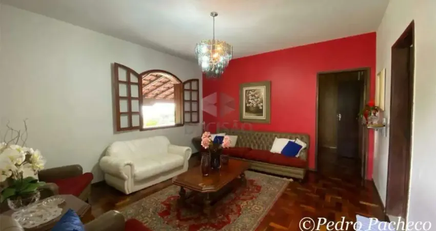 Casa à venda, 6 quartos, 2 suítes, 4 vagas, Serra - Belo Horizonte/MG