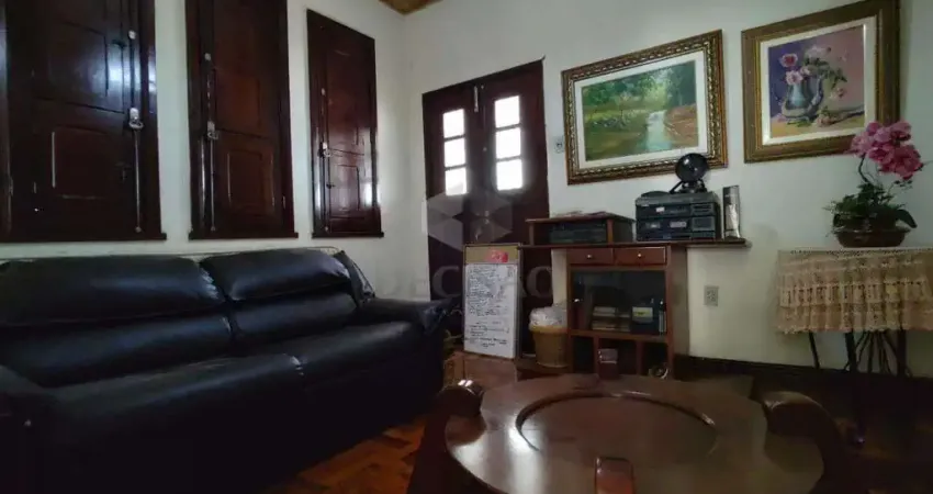 Casa à venda, 5 quartos, 1 suíte, 3 vagas, Santo Antônio - Belo Horizonte/MG