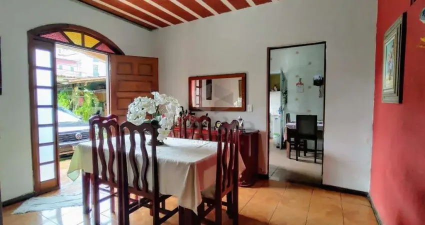 Casa à venda, 6 quartos, 4 vagas, Santa Efigênia - Belo Horizonte/MG