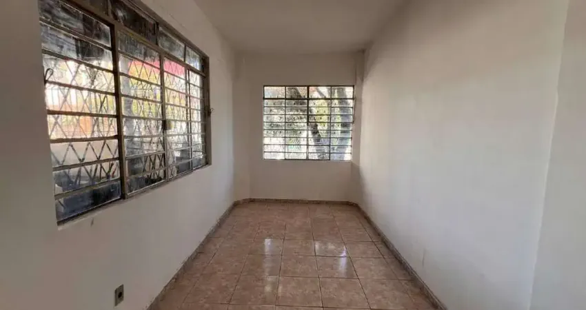Apartamento 3 Quartos para aluguel, 3 quartos, 1 vaga, Santa Teresa - Belo Horizonte/MG