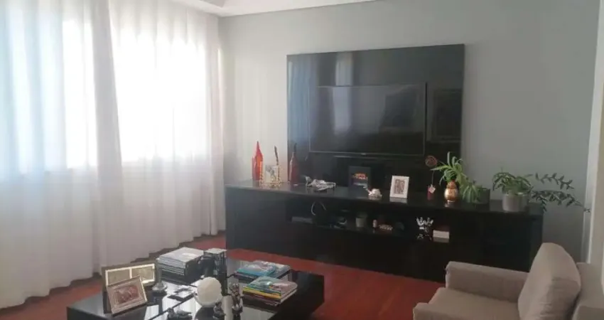 Apartamento 4 Quartos para aluguel, 4 quartos, 1 suíte, 2 vagas, Funcionarios - Belo Horizonte/MG