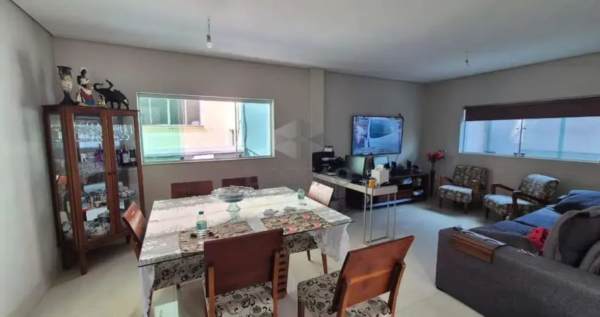 Excelente casa em Santa Tereza.