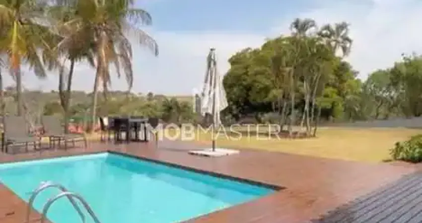 Casa de condomínio com 338 m², oportunidade rara de adquirir um imóvel pronto, casa térrea com 5 suítes, espaçoso e cheio de charme