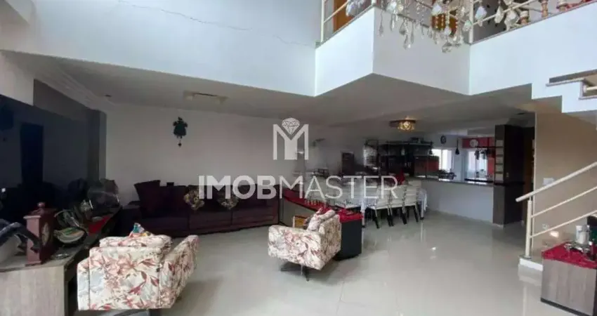 Cobertura com 467 m², 4 quartos sendo 4 suítes à venda no bairro jardim.