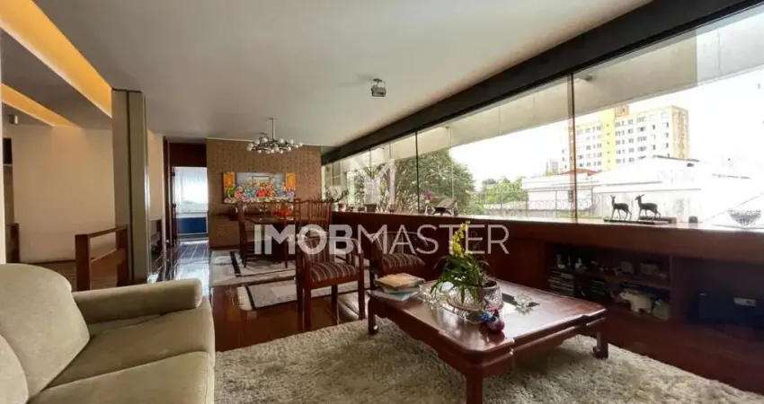 Casa com 473 m², 4 quartos sendo 4 suítes à venda no bairro jardim da saúde.