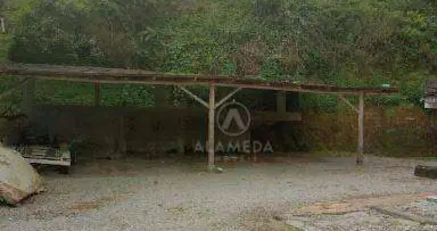 Terreno à venda, 744 m² por R$ 350.000,08 - Garcia - Blumenau/SC