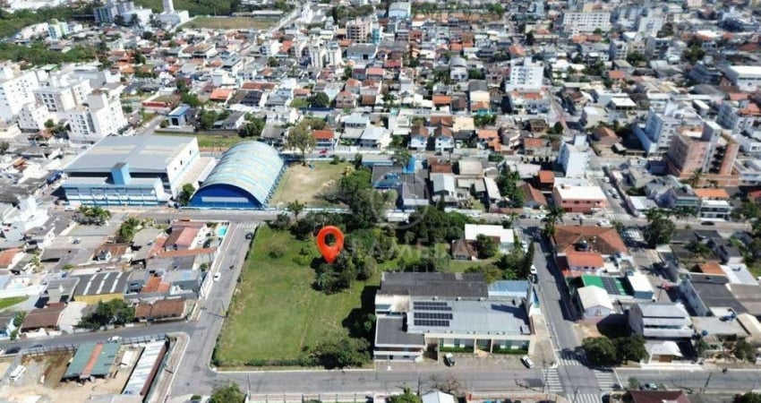 Terreno, 4400 m² - venda por R$ 22.000.000,08 ou aluguel por R$ 40.300,00/mês - Vila Real - Balneário Camboriú/SC