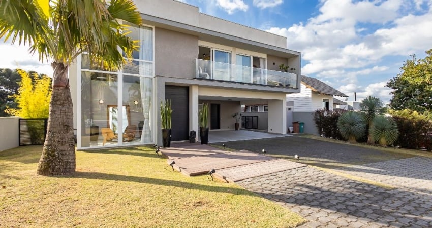 CASA À VENDA COM 4 SUÍTES NO ALPHAVILLE RESIDENCIAL PARATI EM PINHAIS