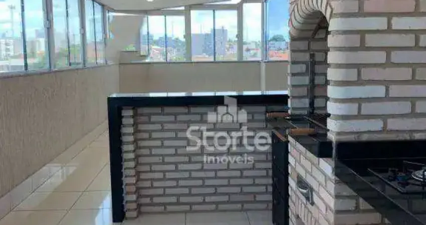 Cobertura duplex elevador com 3 dormitórios à venda, 204 m² por r$ 800.000 - brasil - uberlândia/mg