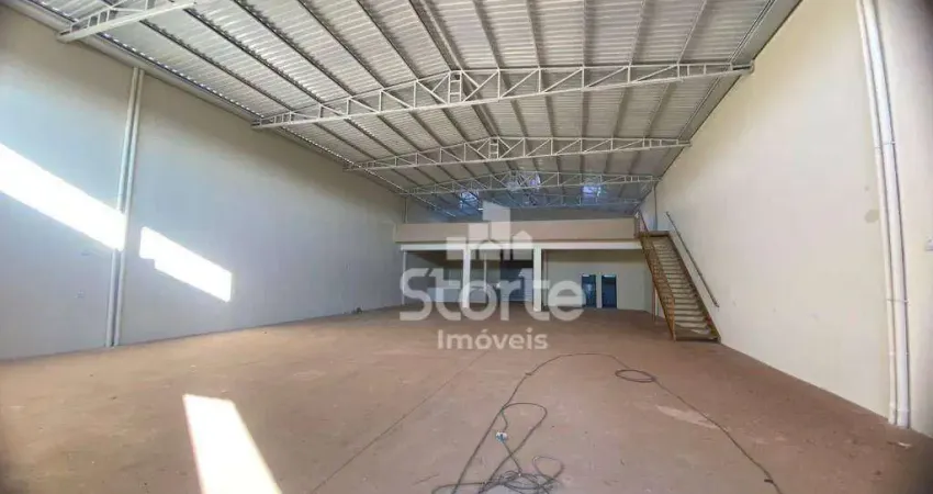 Galpão para alugar, 640 m² por r$ 16.000/mês - novo mundo - uberlândia/mg