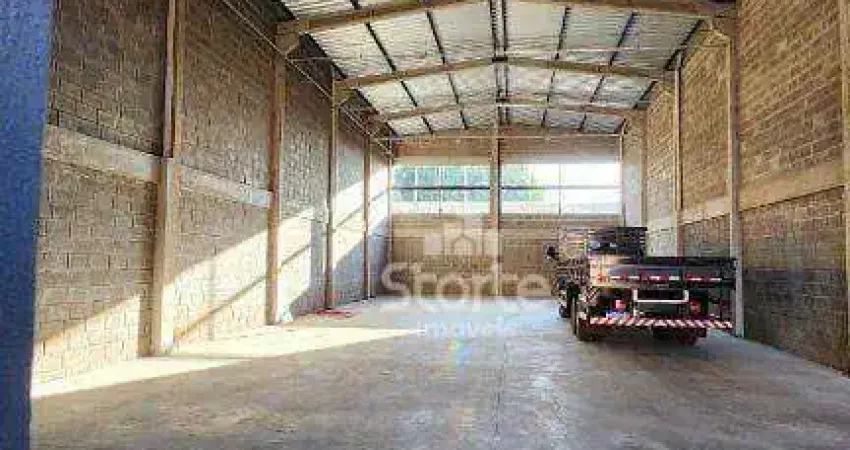 Galpão, 337 m² - venda por r$ 1.300.000,00 ou aluguel por r$ 7.000,00/mês - umuarama - uberlândia/mg