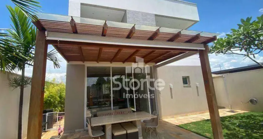 Casa com 3 dormitórios à venda, 235 m² por r$ 2.300.000,00 - condomínio varanda sul - uberlândia/mg