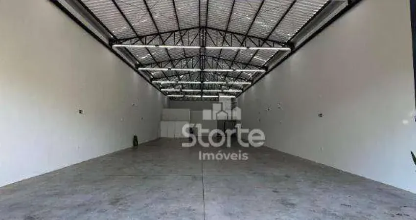 Barracão para alugar, 385 m² por r$ 12.000/mês - brasil - uberlândia/mg