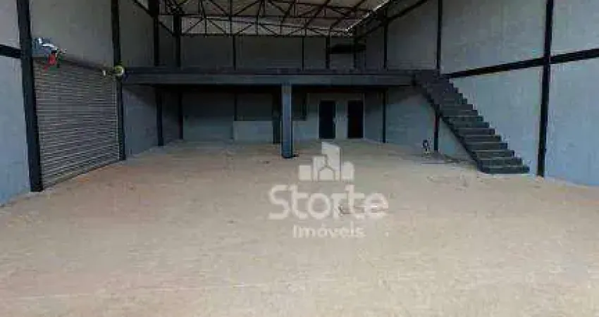 Galpão para alugar, 440 m² por r$ 12.000,00/mês - novo mundo - uberlândia/mg