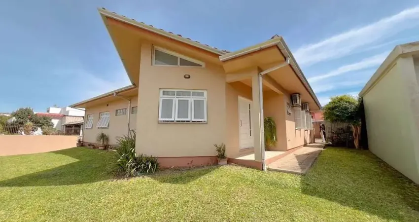 Casa com 4 quartos à venda no Centro, Portão 