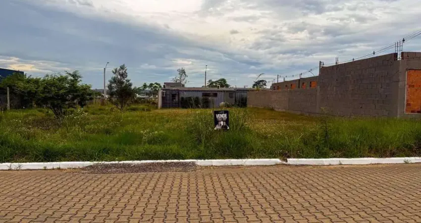 Terreno à venda na Vila Rica, Portão 