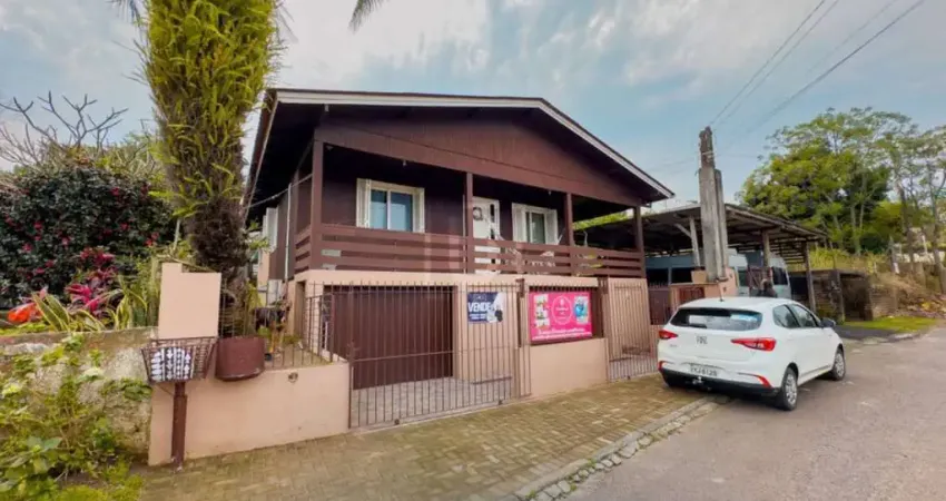 Casa com 3 quartos para alugar no São Jorge, Portão 