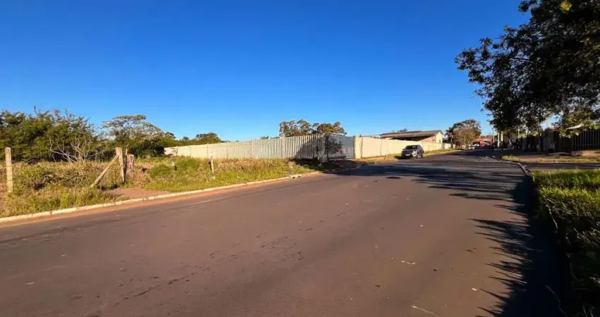Terreno comercial à venda no Centro, Portão