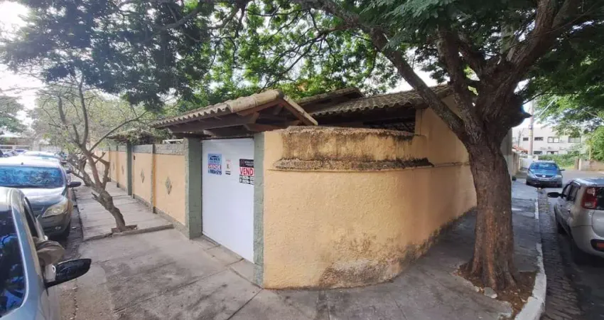 Casa para Venda em São Pedro da Aldeia, Centro, 3 dormitórios, 1 suíte, 3 banheiros, 2 vagas