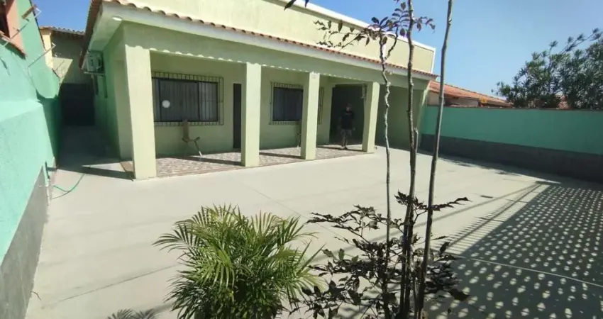 Casa para venda em são pedro da aldeia, balneário são pedro, 3 dormitórios, 2 suítes, 2 banheiros, 5 vagas