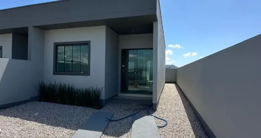 Melhor custo beneficio de tijucas, casa pronta para morar no bairro joaia