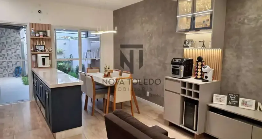 CASA SOBRADO À VENDA - 105m² - 3 DORMITÓRIOS 1 SUÍTE - 2 VAGAS - URBANOVA - SJC
