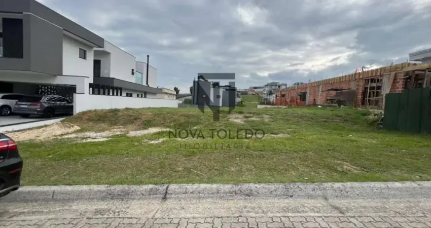 Terreno em condomínio - condomínio reserva do paratehy - 760m²