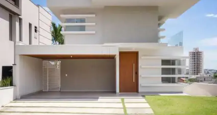 Casa em Condomínio - Floradas da Serra - 3 suítes - Urbanova - 334m²