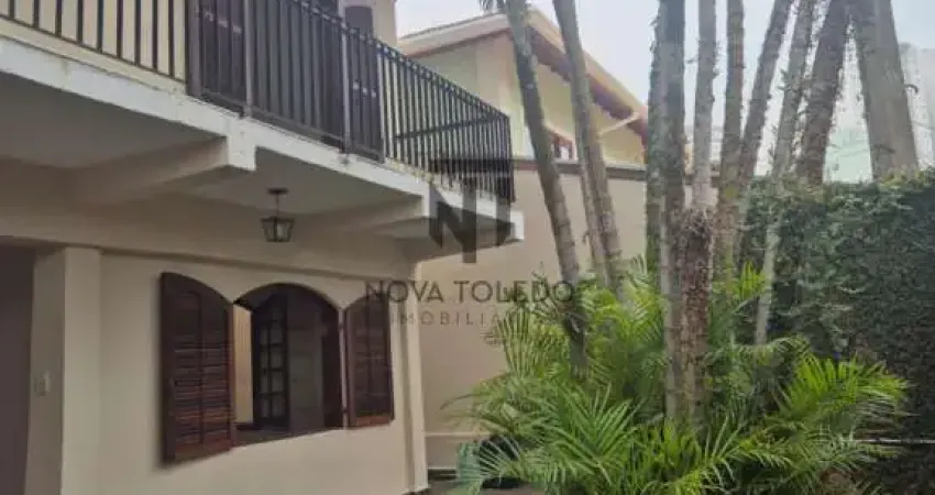Casa Sobrado à venda em São José dos Campos no bairro Jardim das Indústrias - 3 quartos