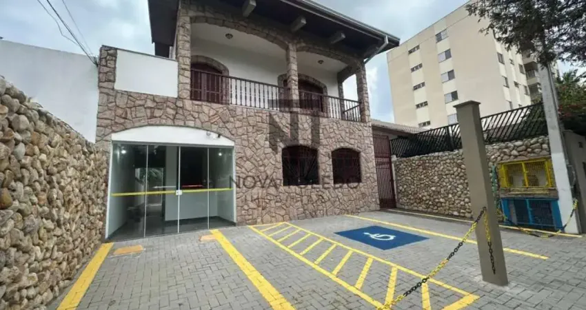 Ponto comercial/casa - para locação - com 6 salas e 5 banheiros - quintal e vagas de garagens - vila ema