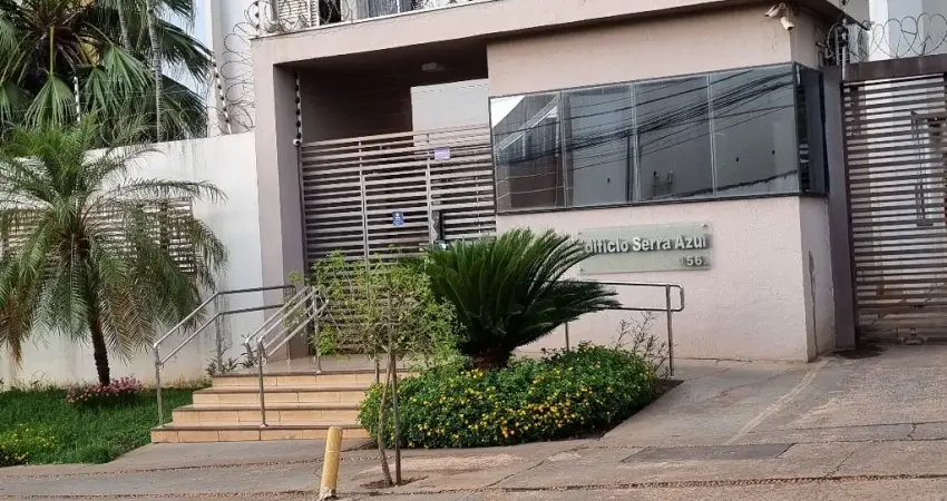 Aluga-se apartamento no Edifício Serra Azul por R$3.000,00
