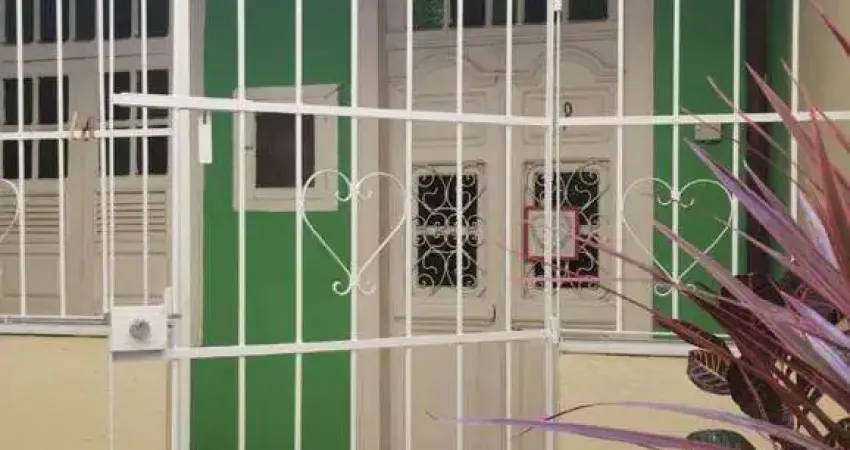 Casa com 2 dormitórios à venda, 55 m² por r$ 215.000 - centro - niterói/rj