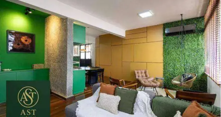 AST IMÓVEIS VENDE apartamento no miolo de Icaraí com 2 quartos sendo 1 suíte, totalmente reformado , próximo a padaria Beira Mar