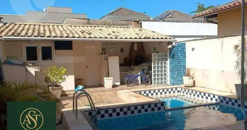 Casa com 4 dormitórios à venda, 217 m² por R$ 1.210.000,00 - Itaipu - Niterói/RJ