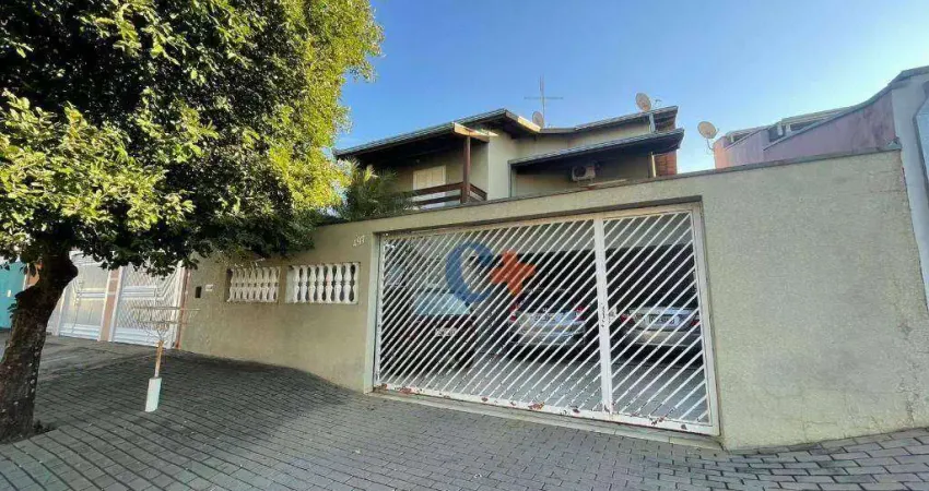 Casa com 3 dormitórios para alugar, 215 m² por R$ 4.855,00/mês - São José - Paulínia/SP