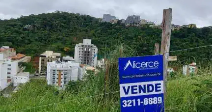 Terreno à venda na Leda Belline Granato, Recanto da Mata, Juiz de Fora