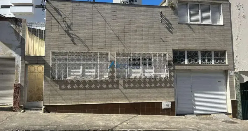 Casa com 4 quartos à venda na Rua Cândido Tostes, São Mateus, Juiz de Fora