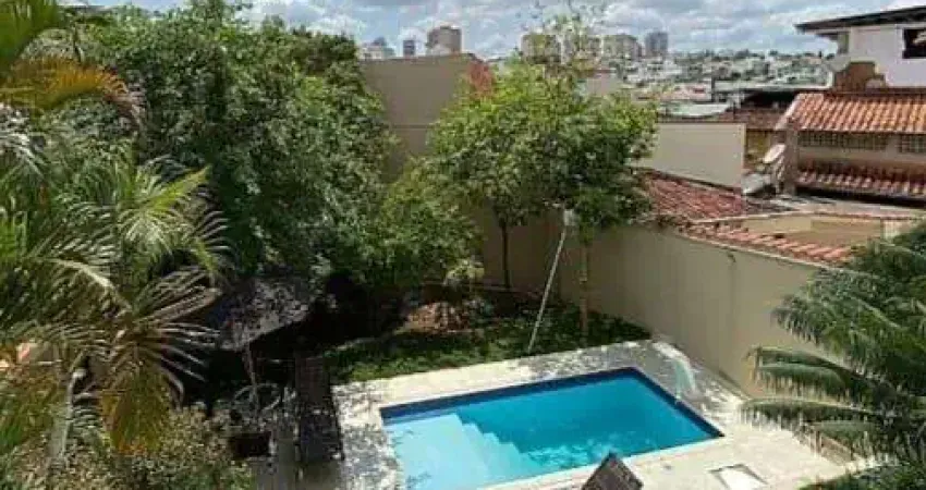 Casa com 3 quartos à venda na Rua Joaquim de Almeida, Jardim das Laranjeiras, Juiz de Fora